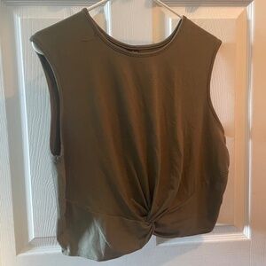 Cropped tank
